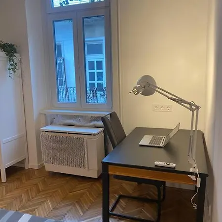 Maros Apartman * 布达佩斯